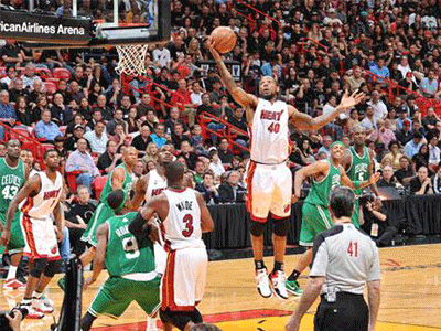 格雷米奧vs巴競技足球